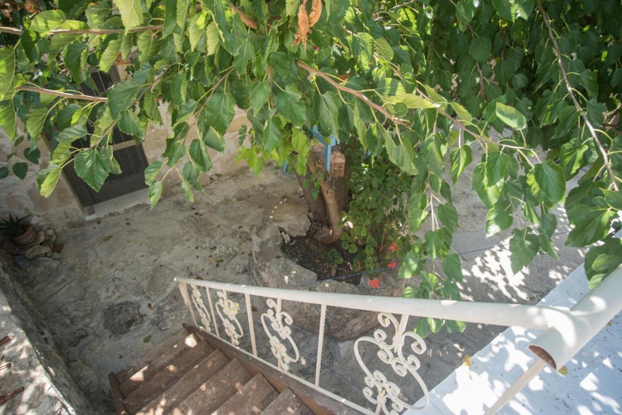Old stone villa in Apokoronas Villa Nostalgia Kreta Fílippos Esterno foto