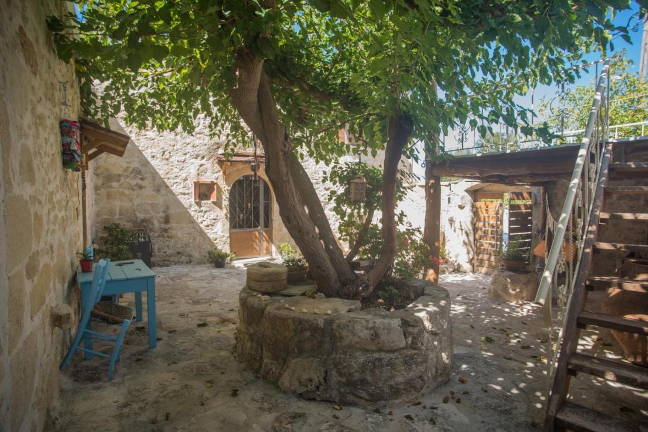 Old stone villa in Apokoronas Villa Nostalgia Kreta Fílippos Esterno foto