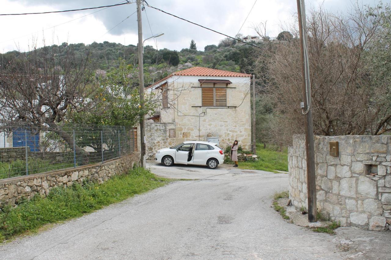 Old stone villa in Apokoronas Villa Nostalgia Kreta Fílippos Esterno foto